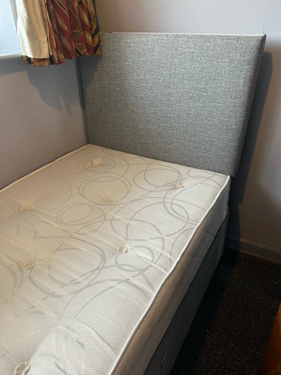Single bed with storage and headboard - Image 1