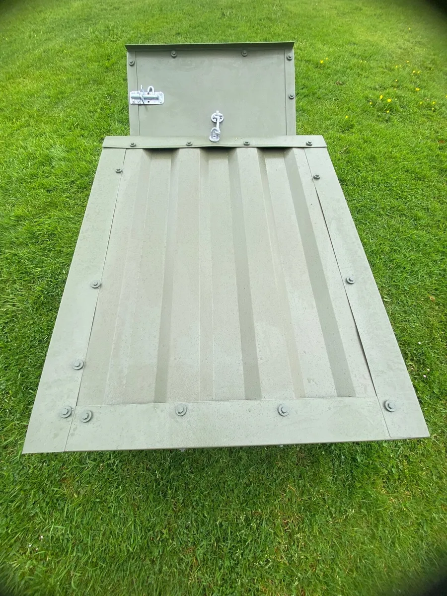 Robot mower garage - Image 4