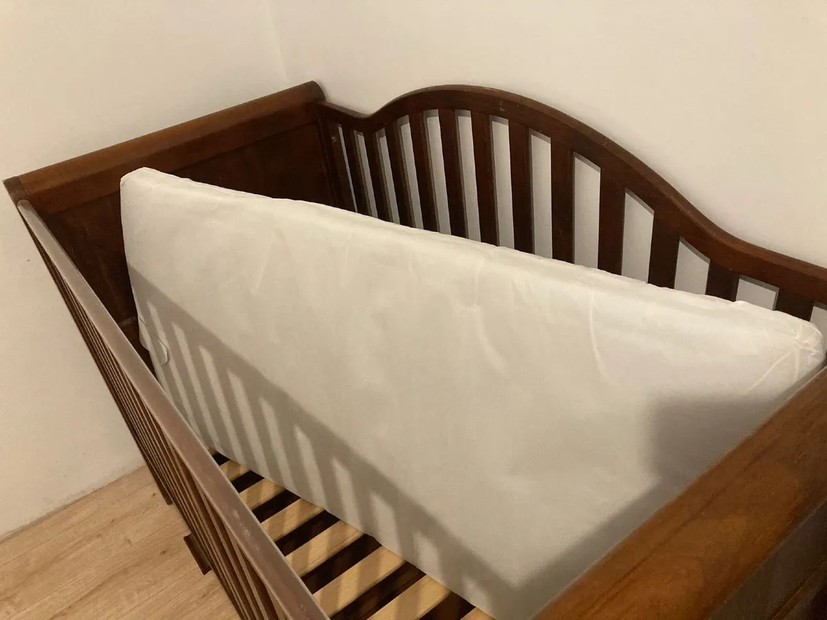 Baby Cot - Image 3