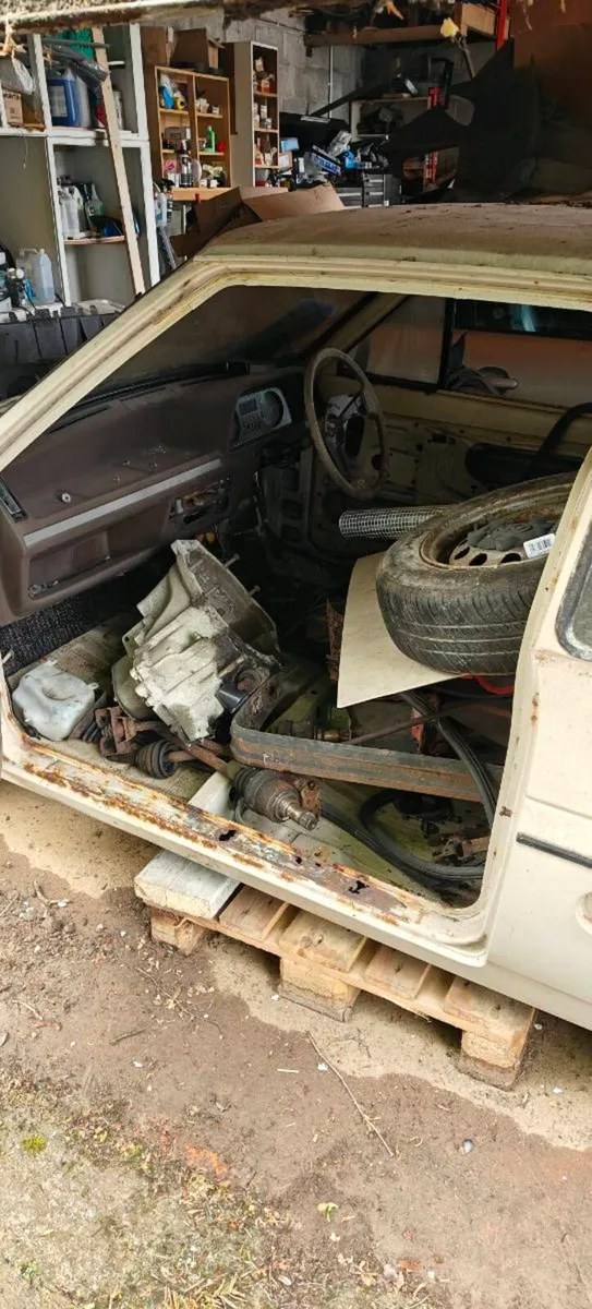 Ford fiesta Mk1 - Image 2