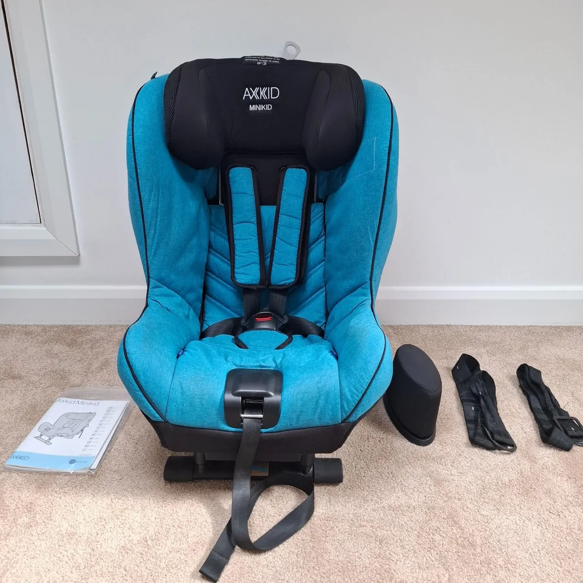 Axkid Minikid Rear Facing Car Seat - Image 1