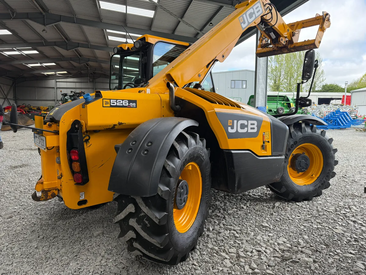 2017 JCB 526-56 TELEHANDLER - Image 4