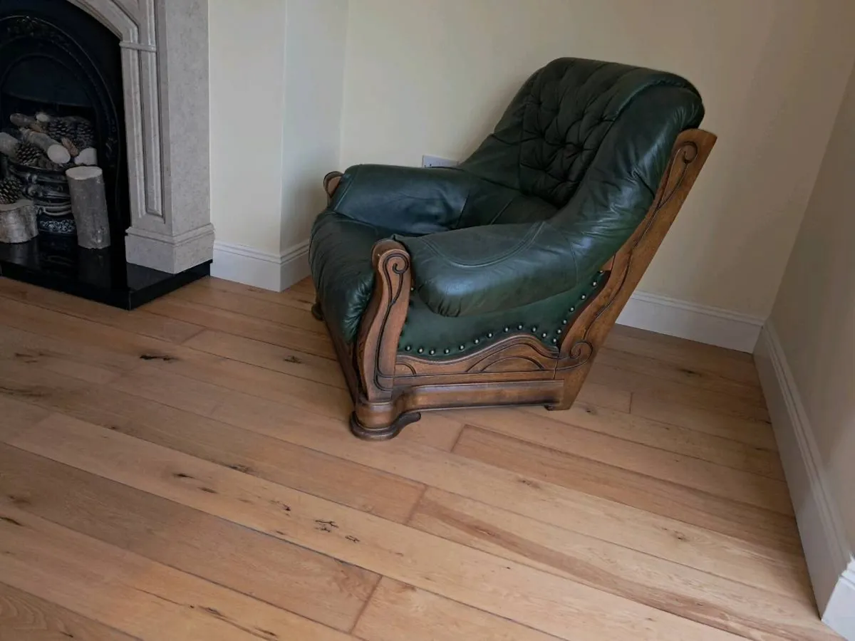 FINAL CHANCE...3 piece + free coffee table - Image 3