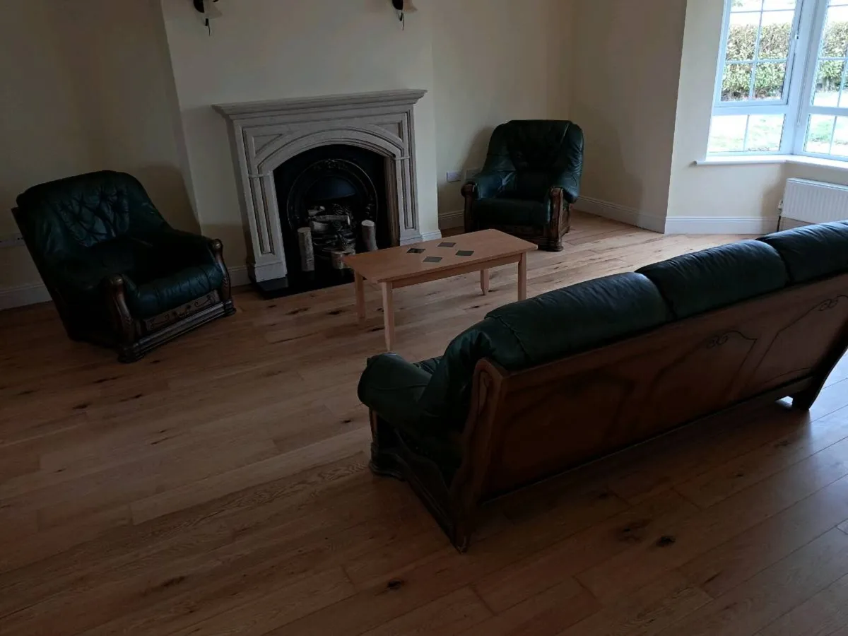 FINAL CHANCE...3 piece + free coffee table - Image 1