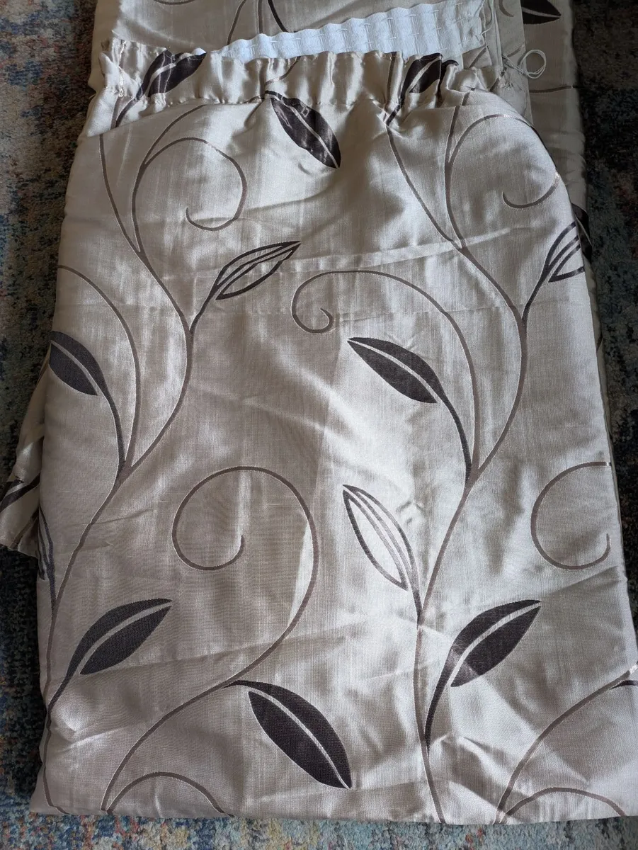 Curtains - Image 1