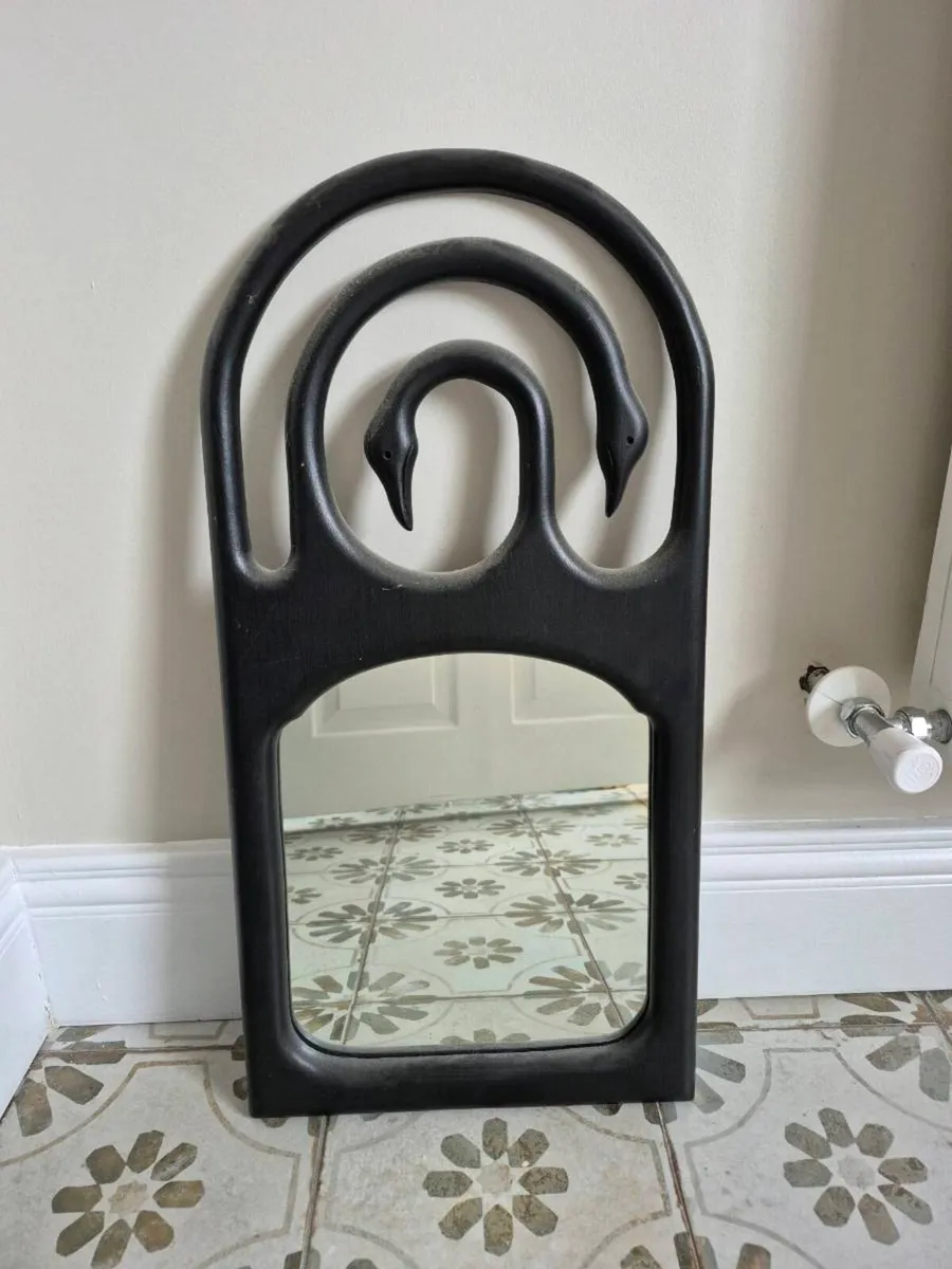 Mirror - Image 1