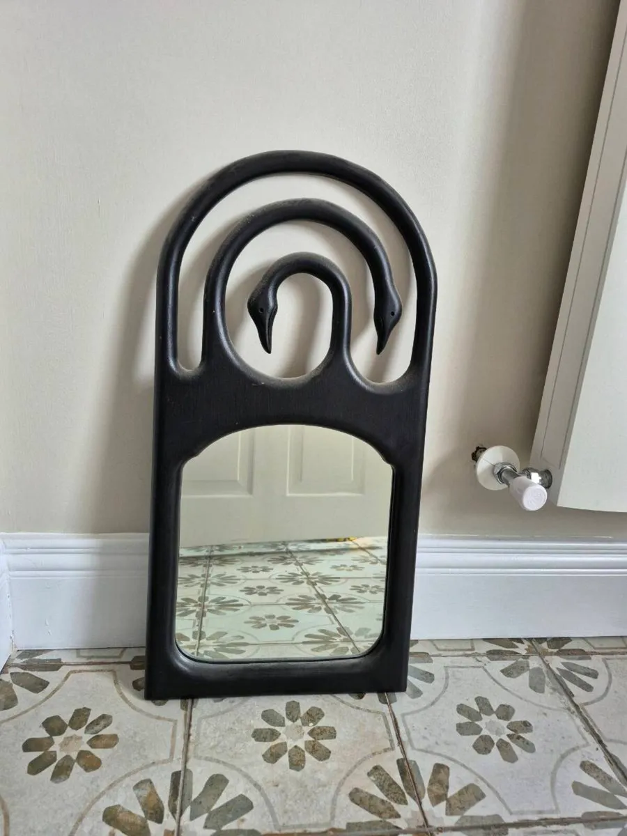Mirror - Image 3