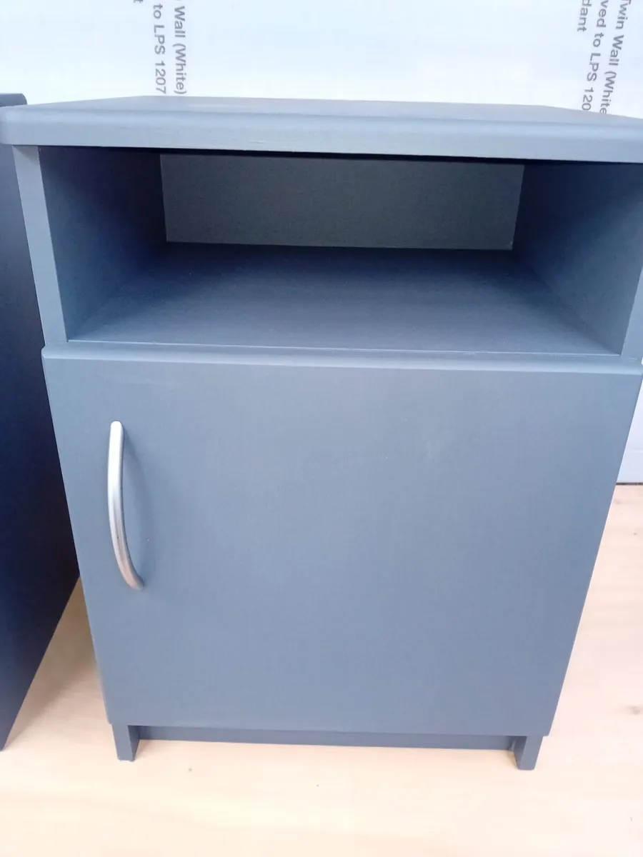 2 bedroom lockers - Image 2