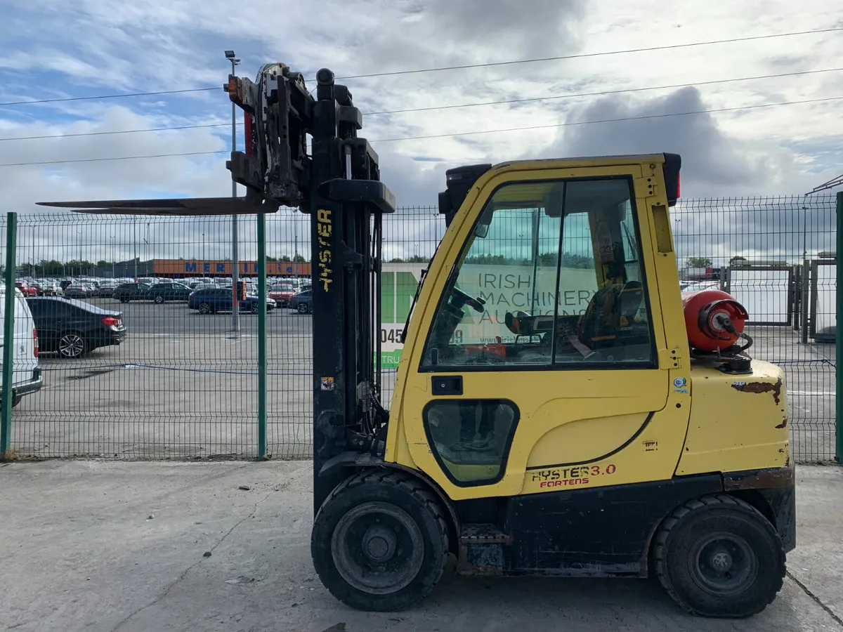 BID ONLINE NOW - 2018 HYSTER 3T GAS FORKLIFT - Image 2