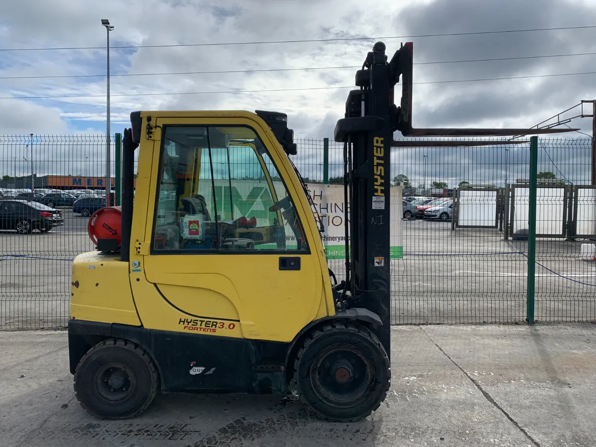 BID ONLINE NOW - 2018 HYSTER 3T GAS FORKLIFT - Image 3