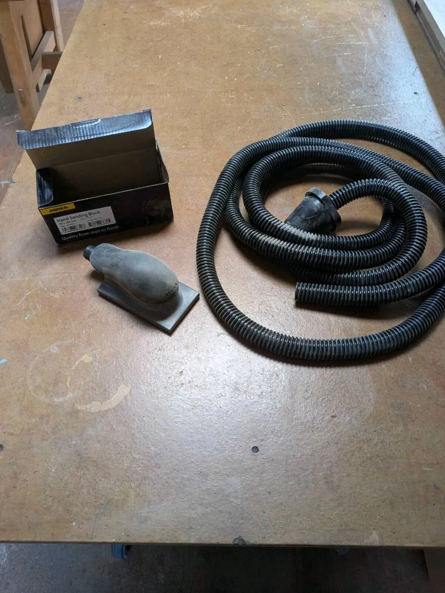 Mirka hand sanding block with hose - Image 1