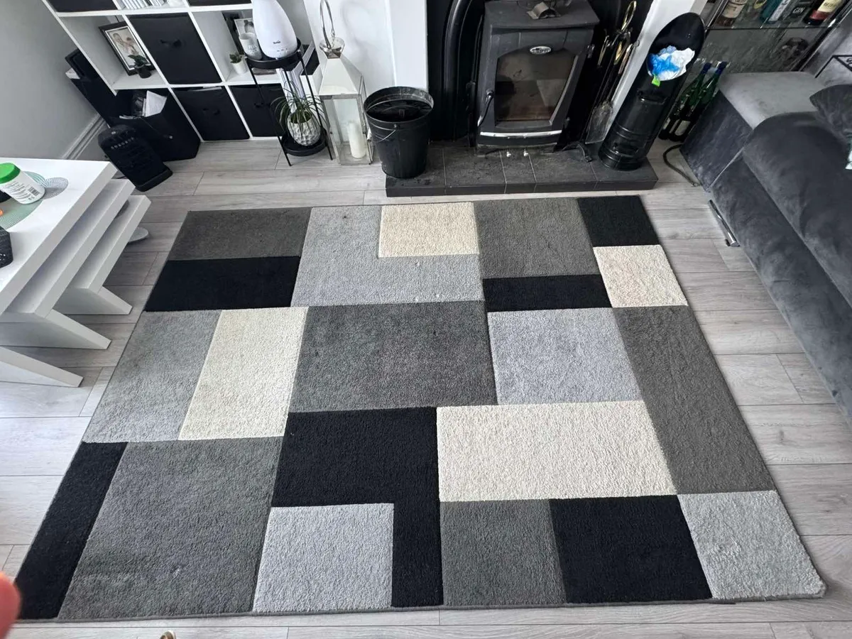 Rug - Image 2