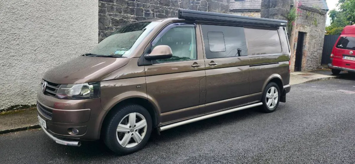 Volkswagen transporter van - Image 2