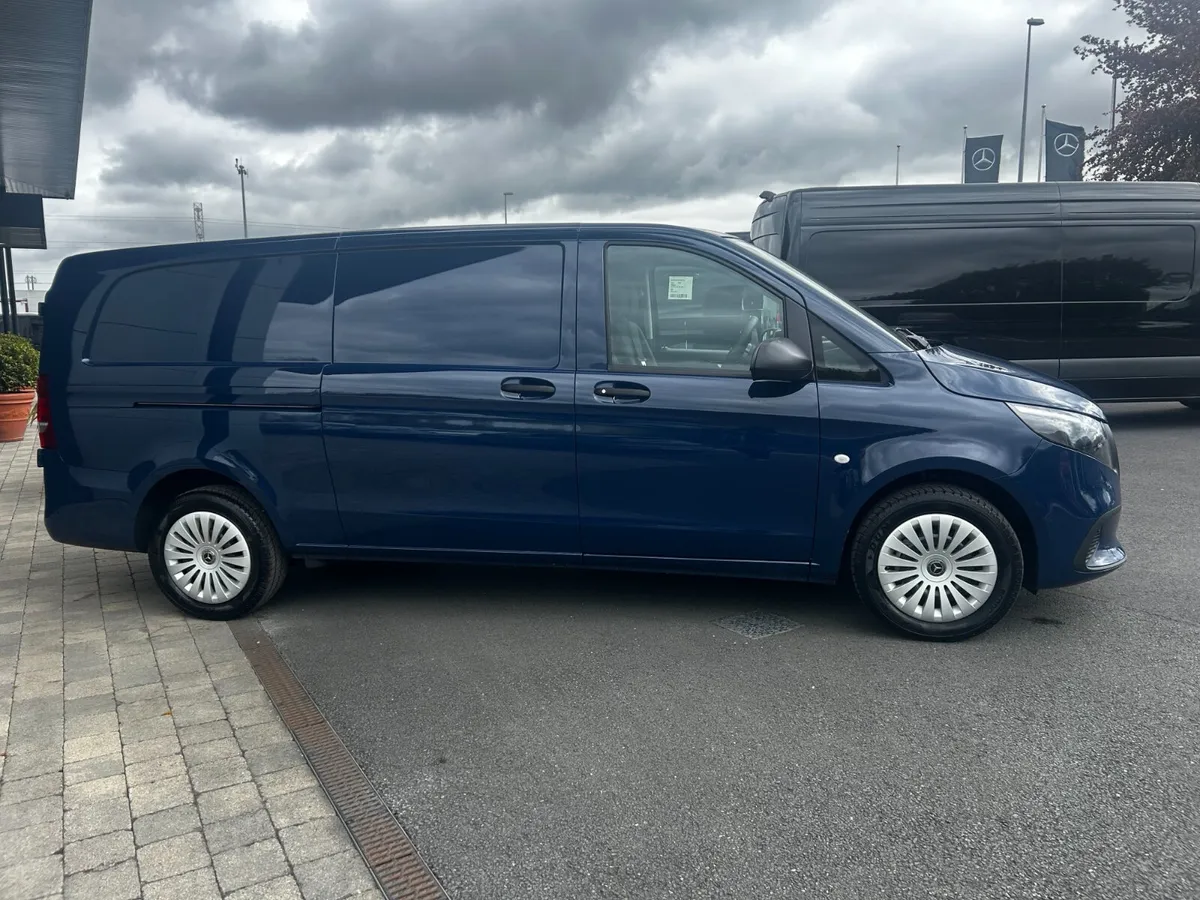 Mercedes-Benz Vito 116 PRO  CDI Panel Van L2 - Image 4