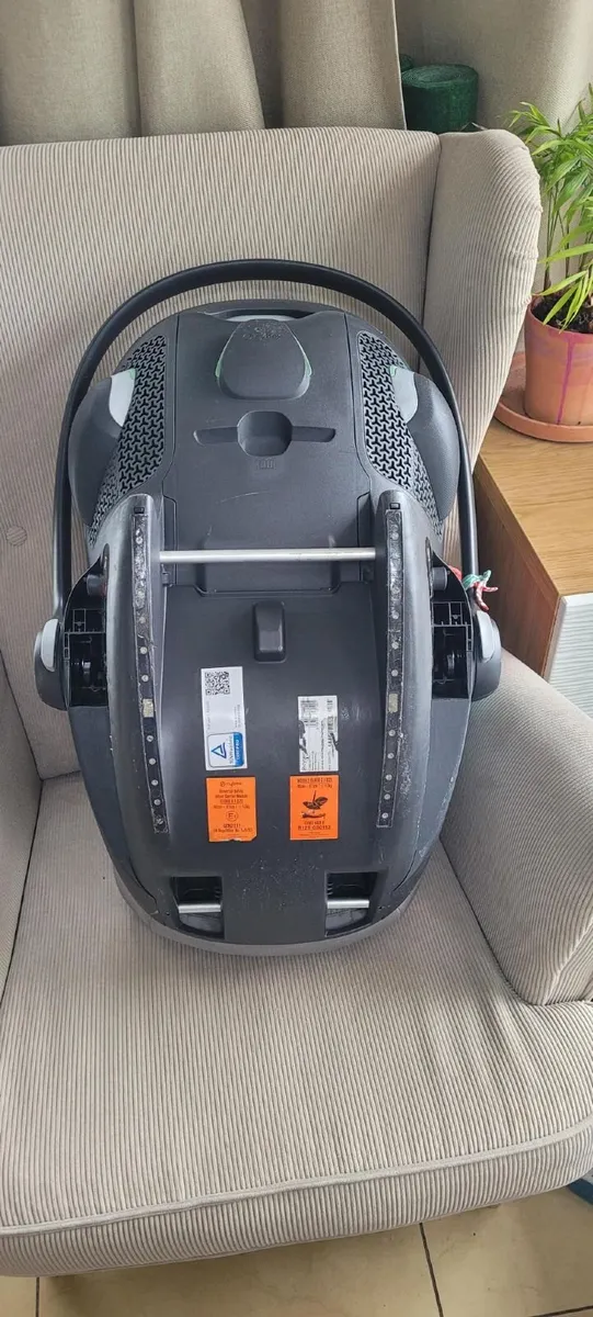 Baby Car Seat - Image 3
