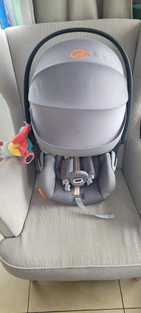 Baby Car Seat - Image 4