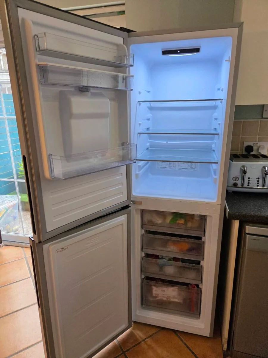 3 months old Fridge freezer - Image 1