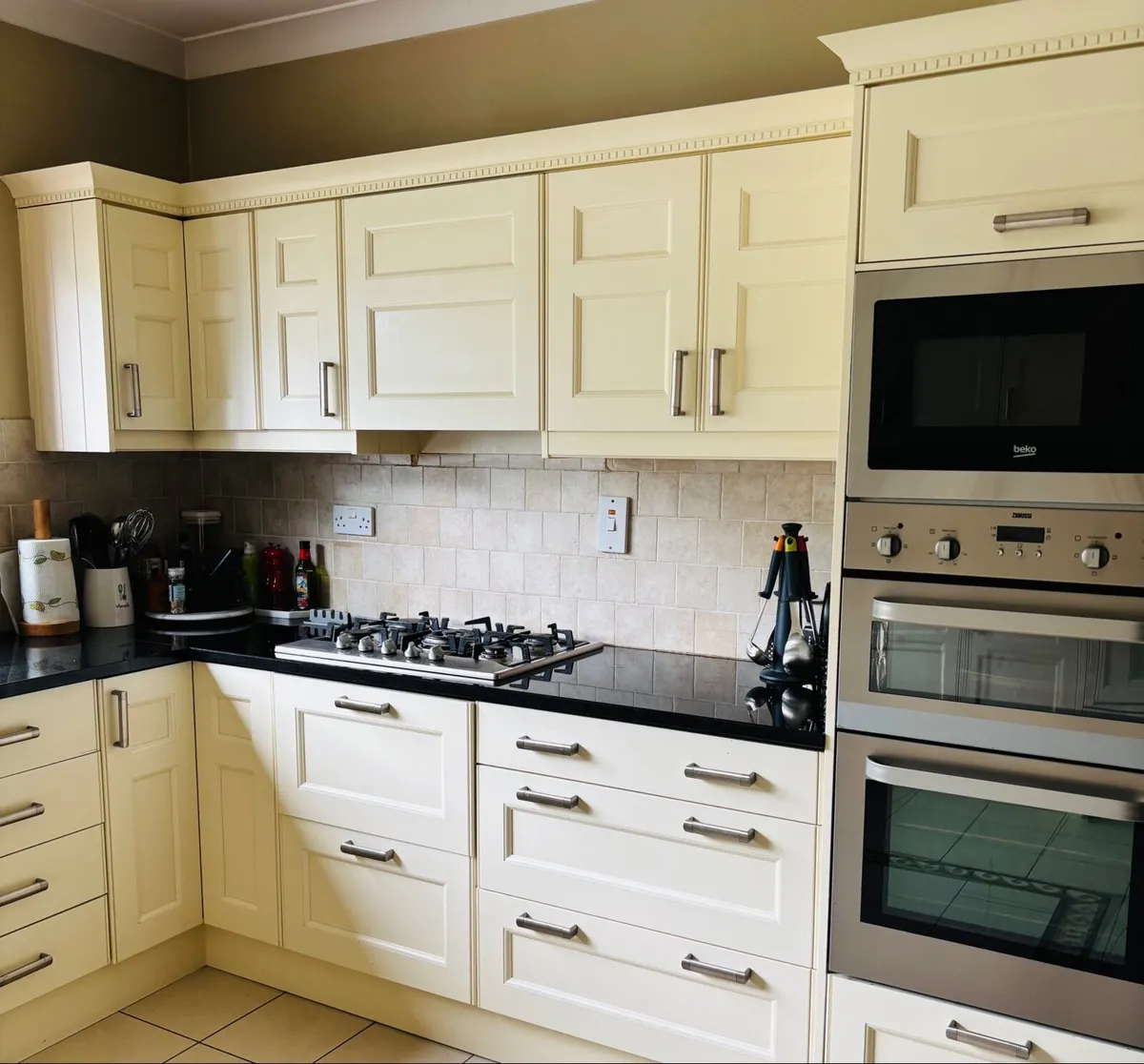 Fitted kitchen - Image 3