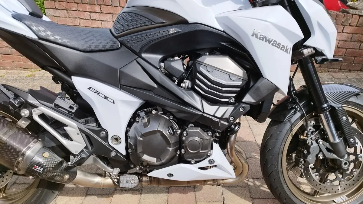 Kawasaki z800 (Performance edition) - Image 4