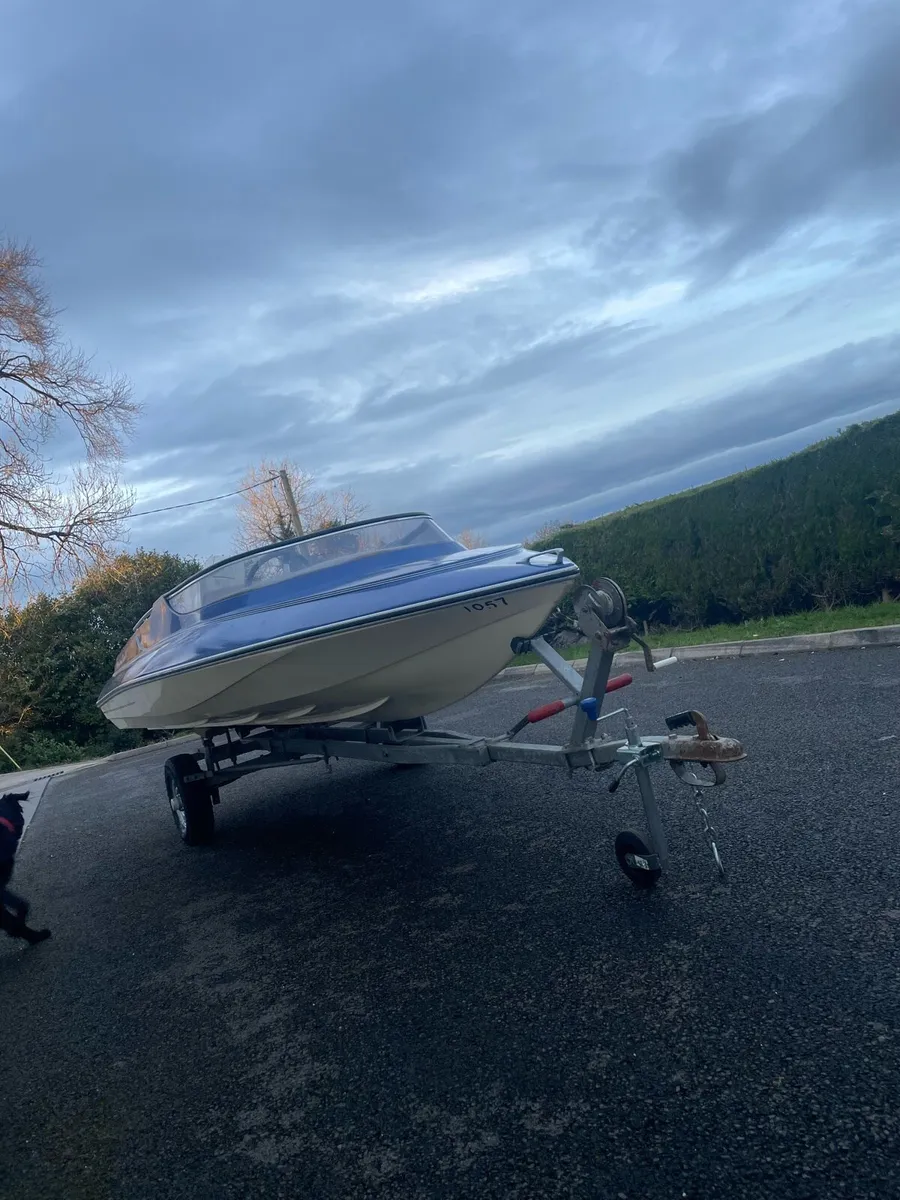 Speed boat - Image 2
