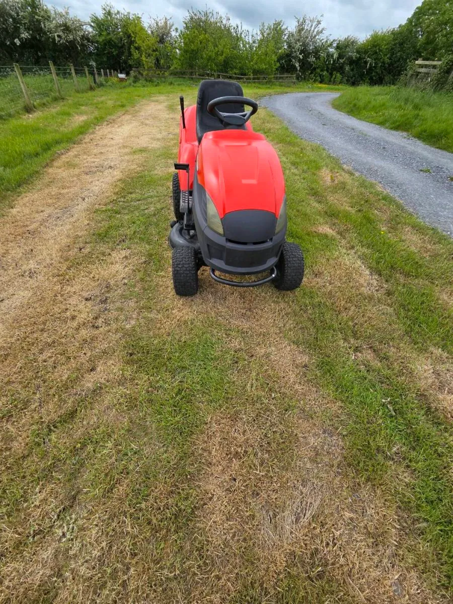 Castle garden ride on mower 22 horse power twin cy - Image 2
