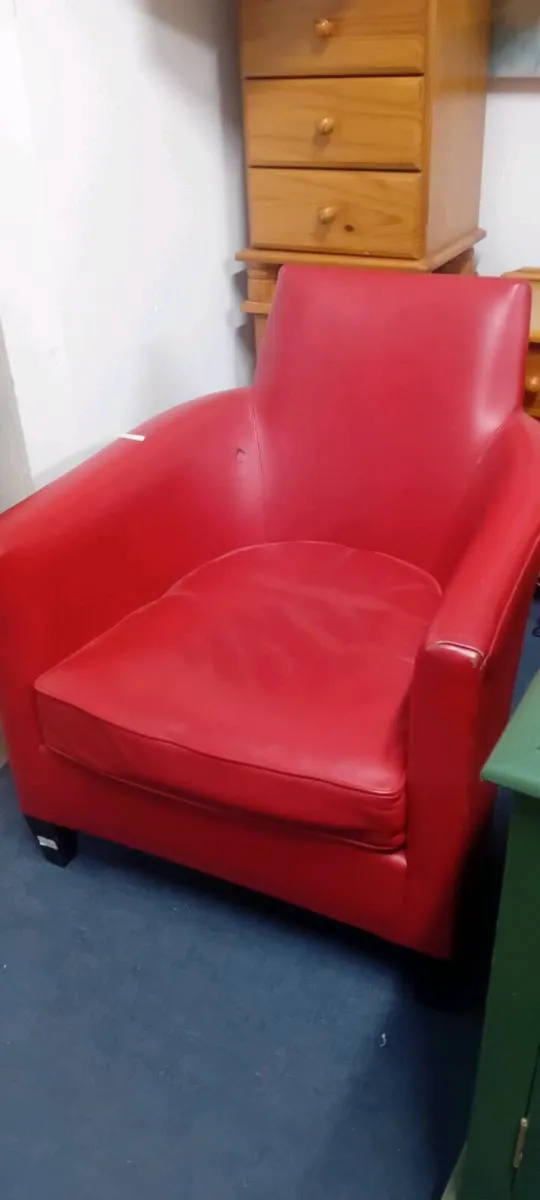 Red Real Leather Tub Chair - Image 1