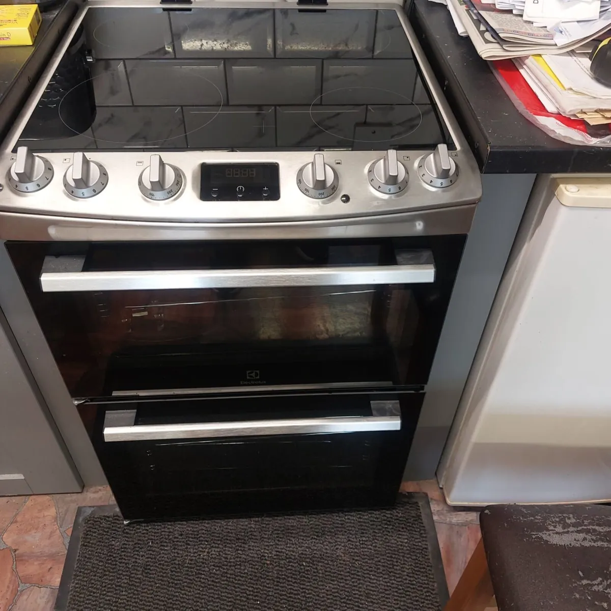 Cooker - Image 1