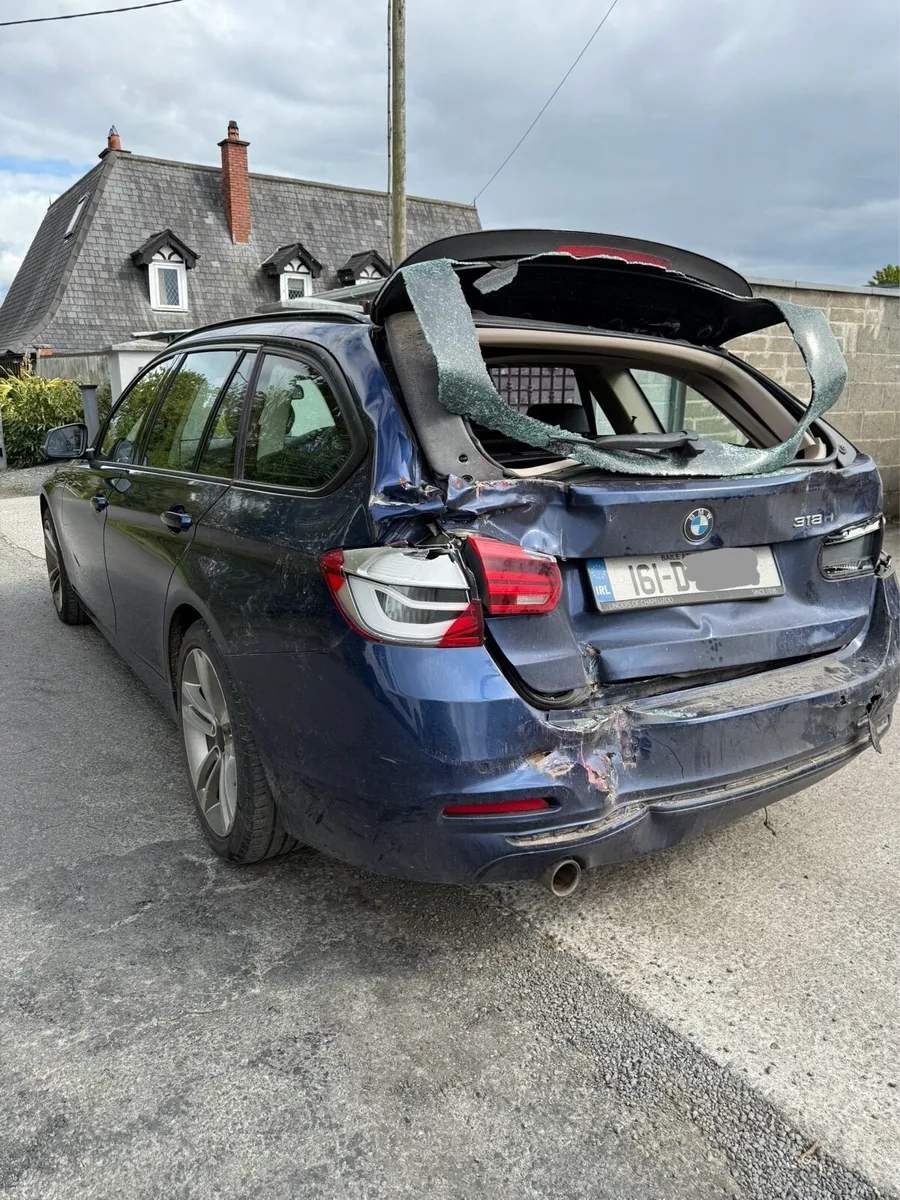 2016 BMW 318D auto damagd - Image 4