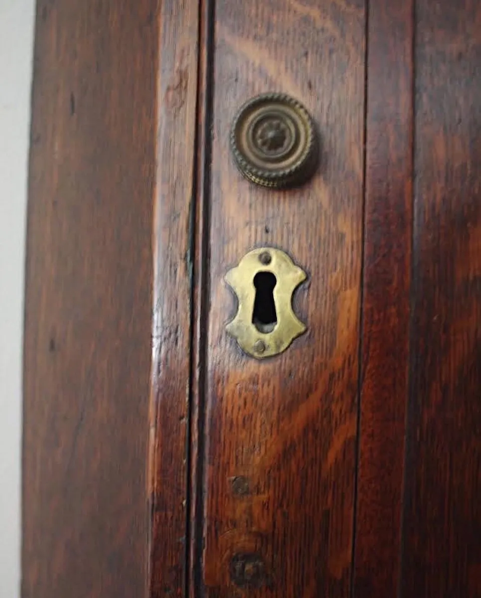 Large Antique Corner Cupboard - Image 3