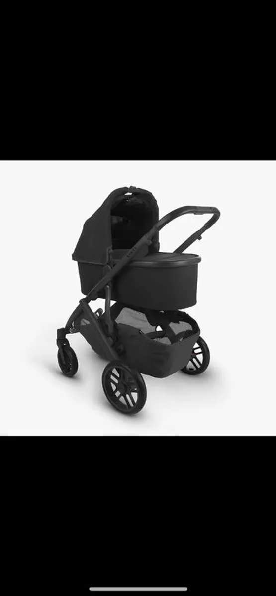 Like new Uppababy v2 vista travel system - Image 2