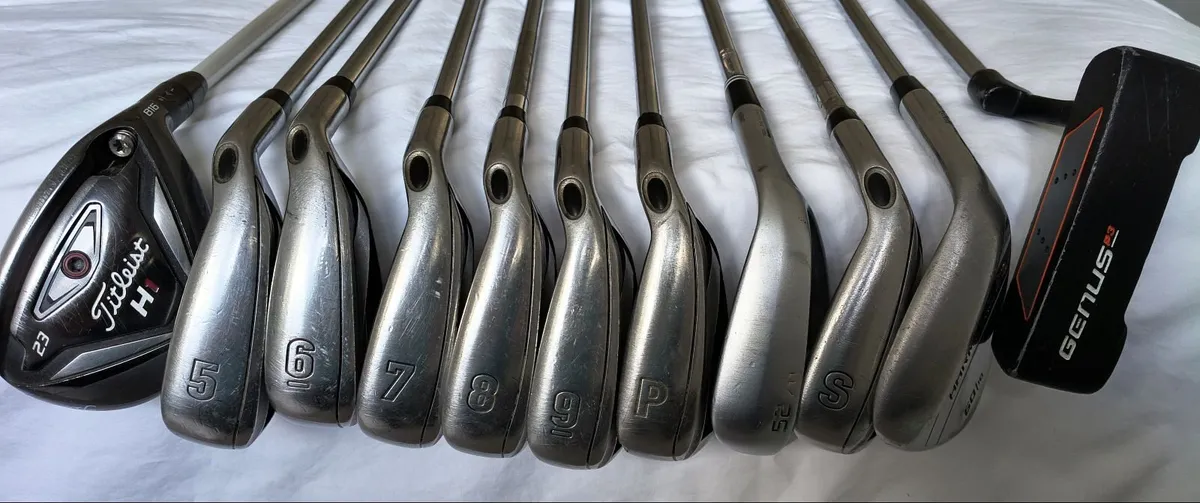 Callaway Iron set, Titleist Hybrid, Wedge & Putter - Image 1