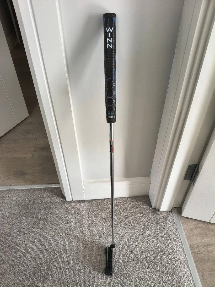 Callaway Iron set, Titleist Hybrid, Wedge & Putter - Image 4