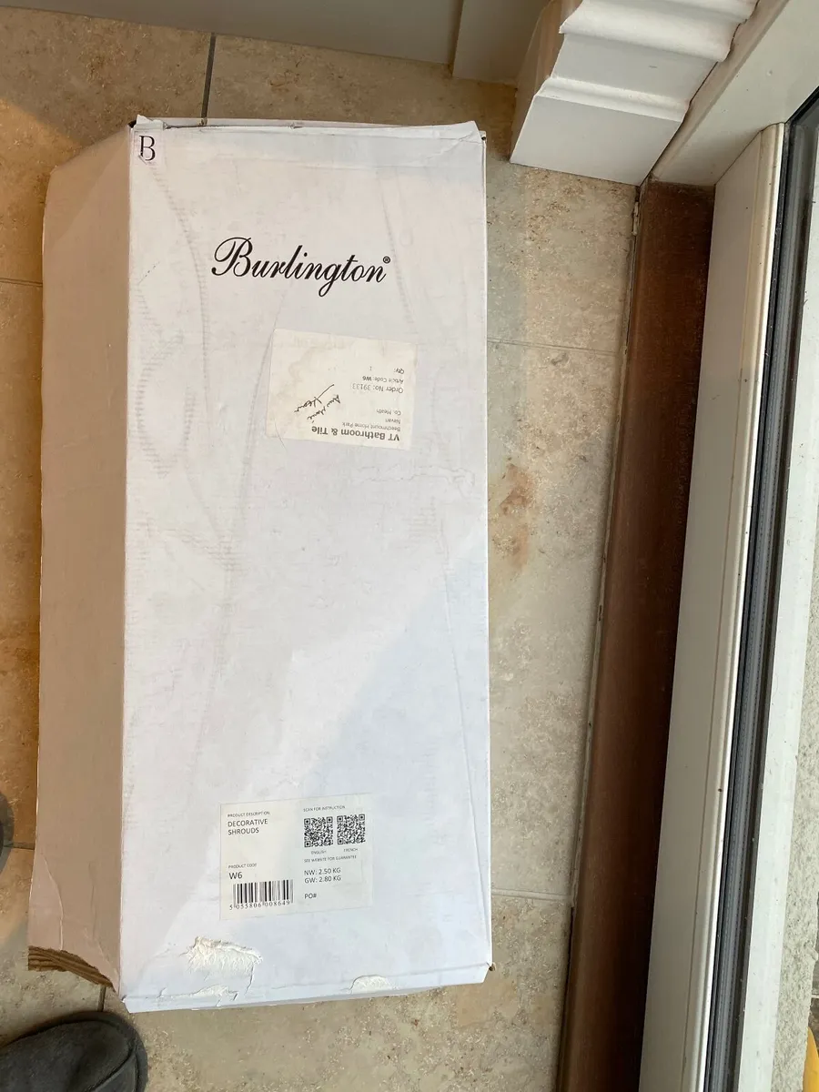 Burlington chrome bath shrouds new - Image 2