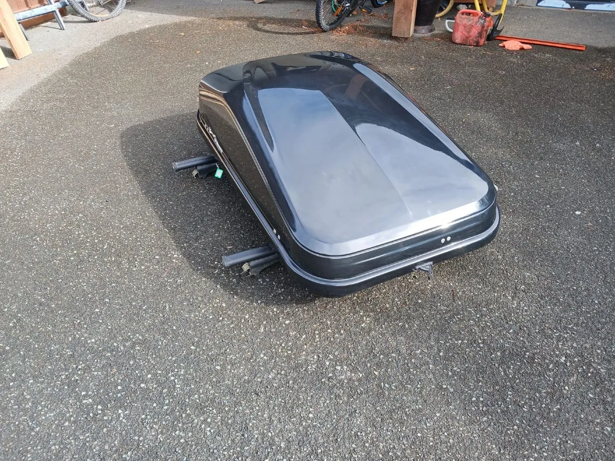Roofbox - Image 1