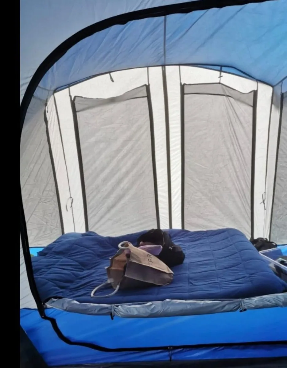 Camping tent - Image 4