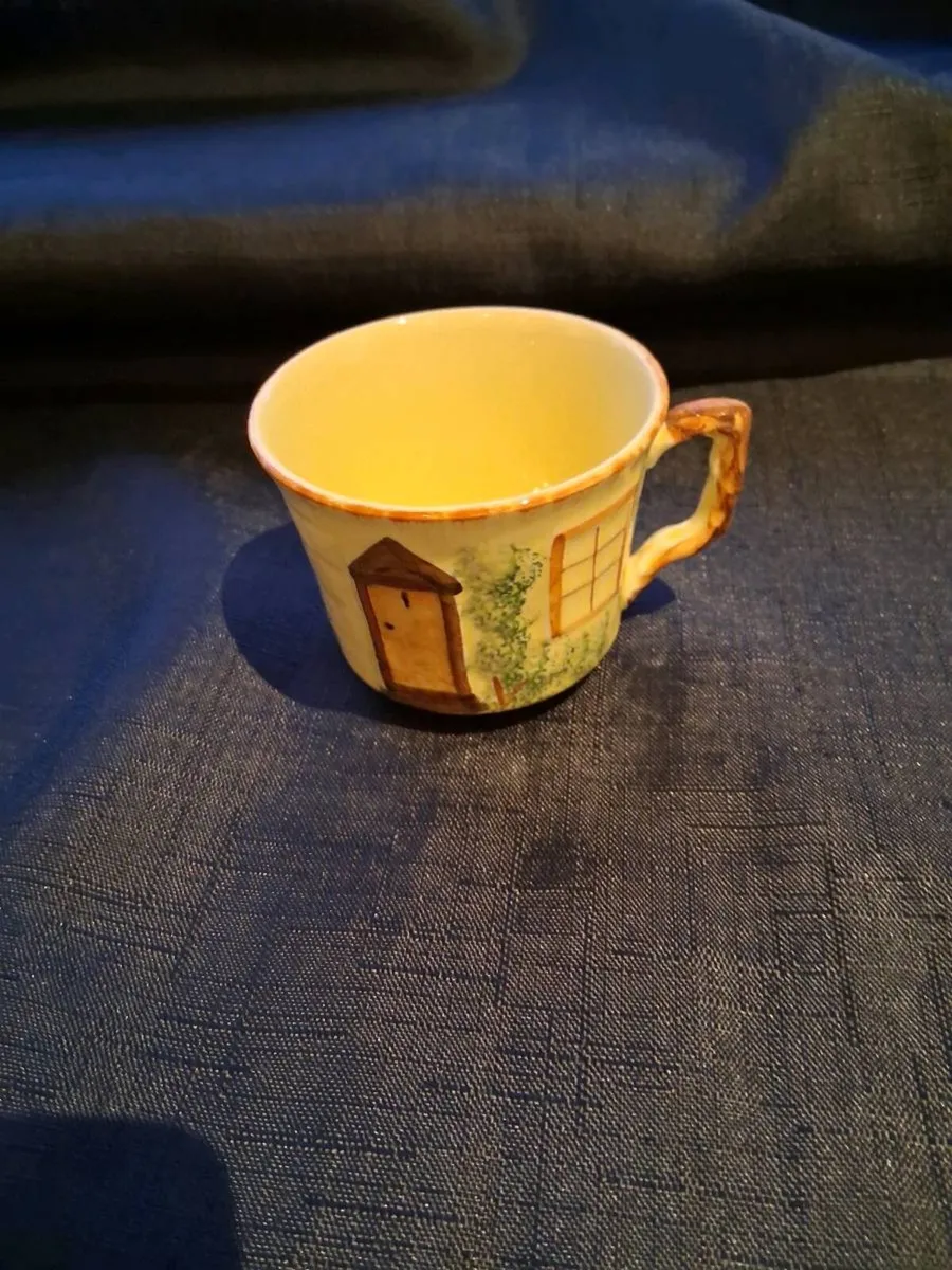 Novelty Pottery Teacup - Image 1