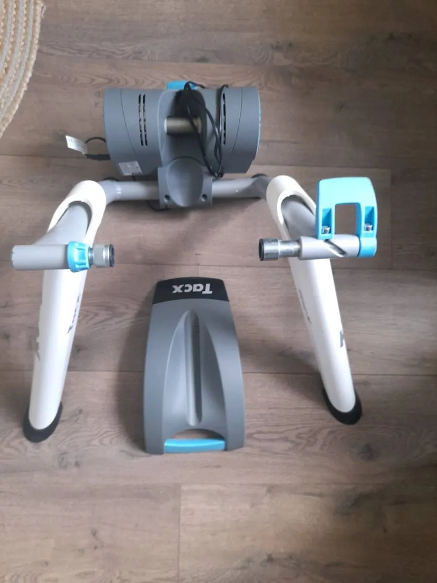 Smart turbo trainer - Image 1