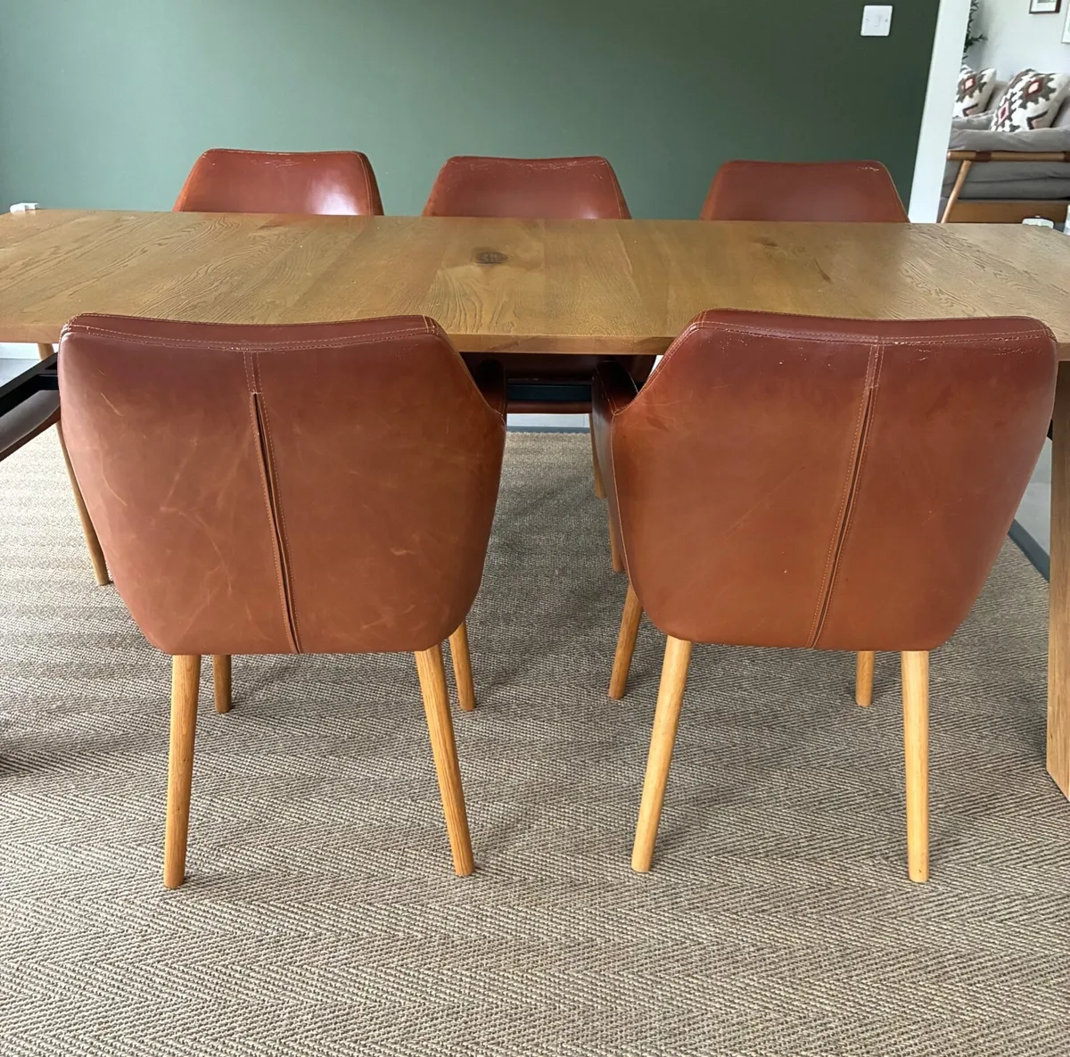 Dining table - Image 2