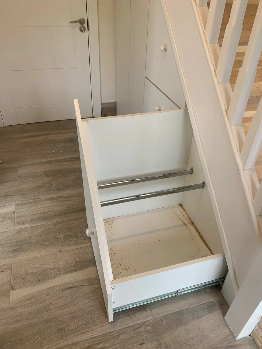 Carpenter/joiner available - Image 3