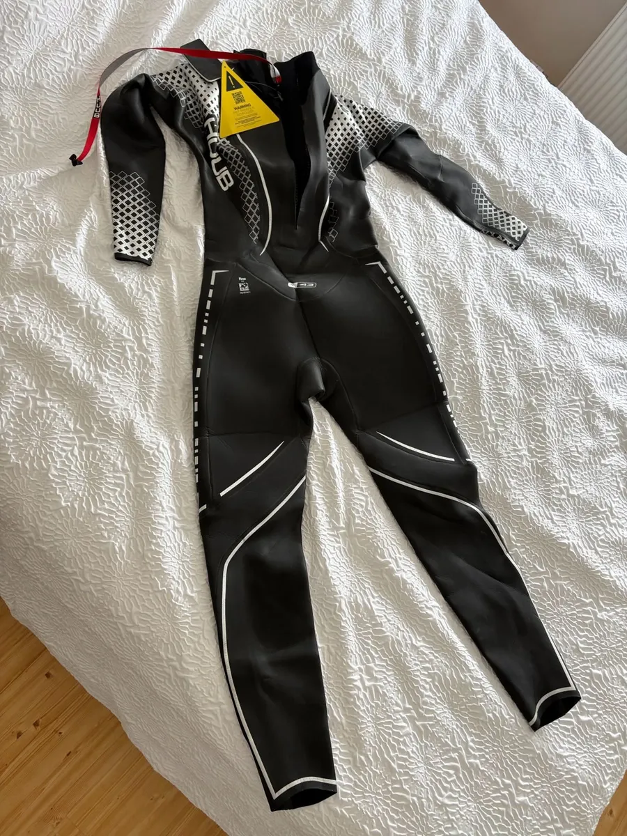 Wetsuit - Image 2