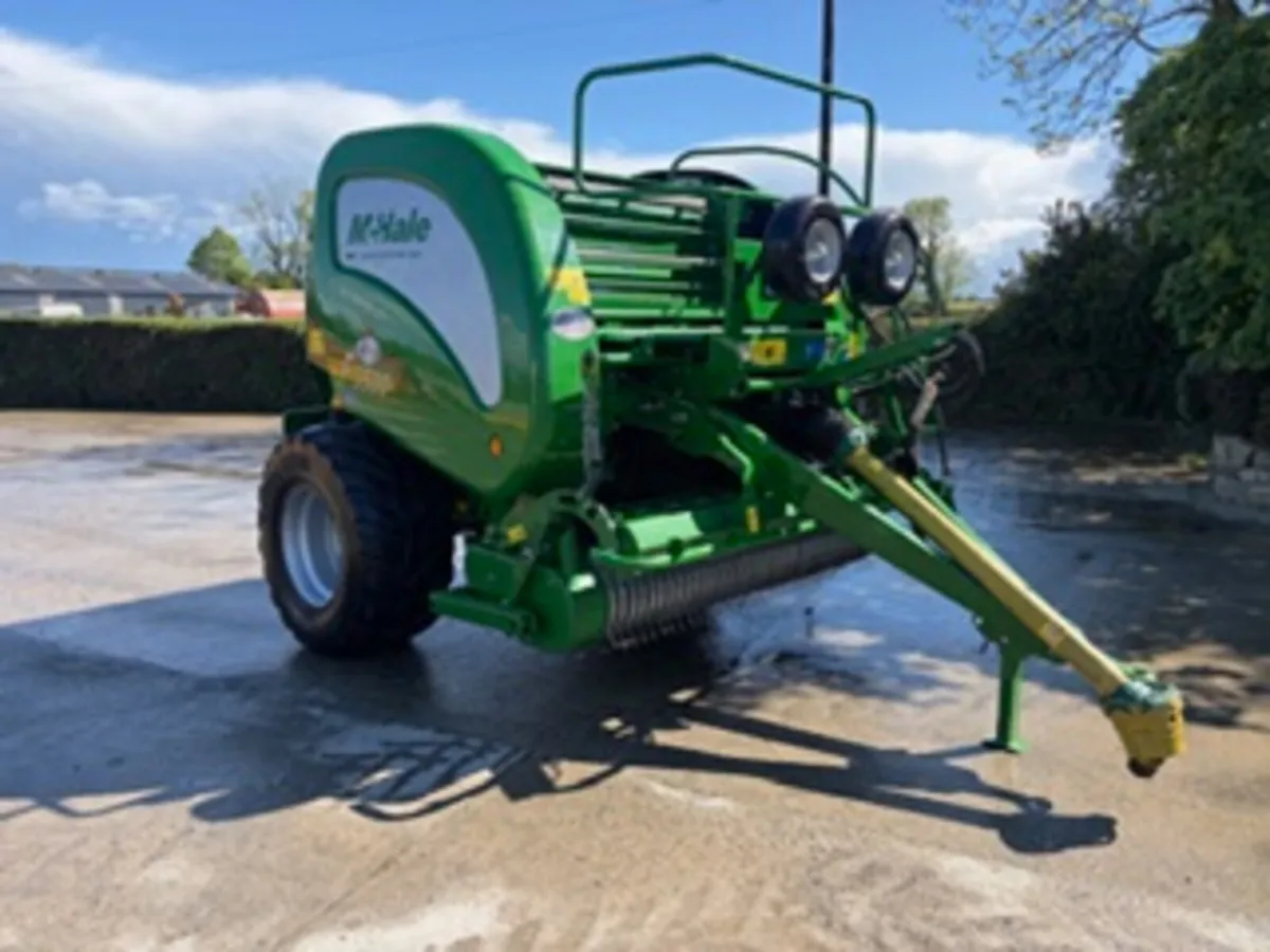 McHale F 5500 Baler - Image 3