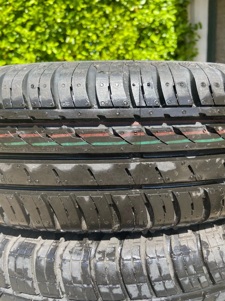 175/80 R14 88T continental tyres - Image 1
