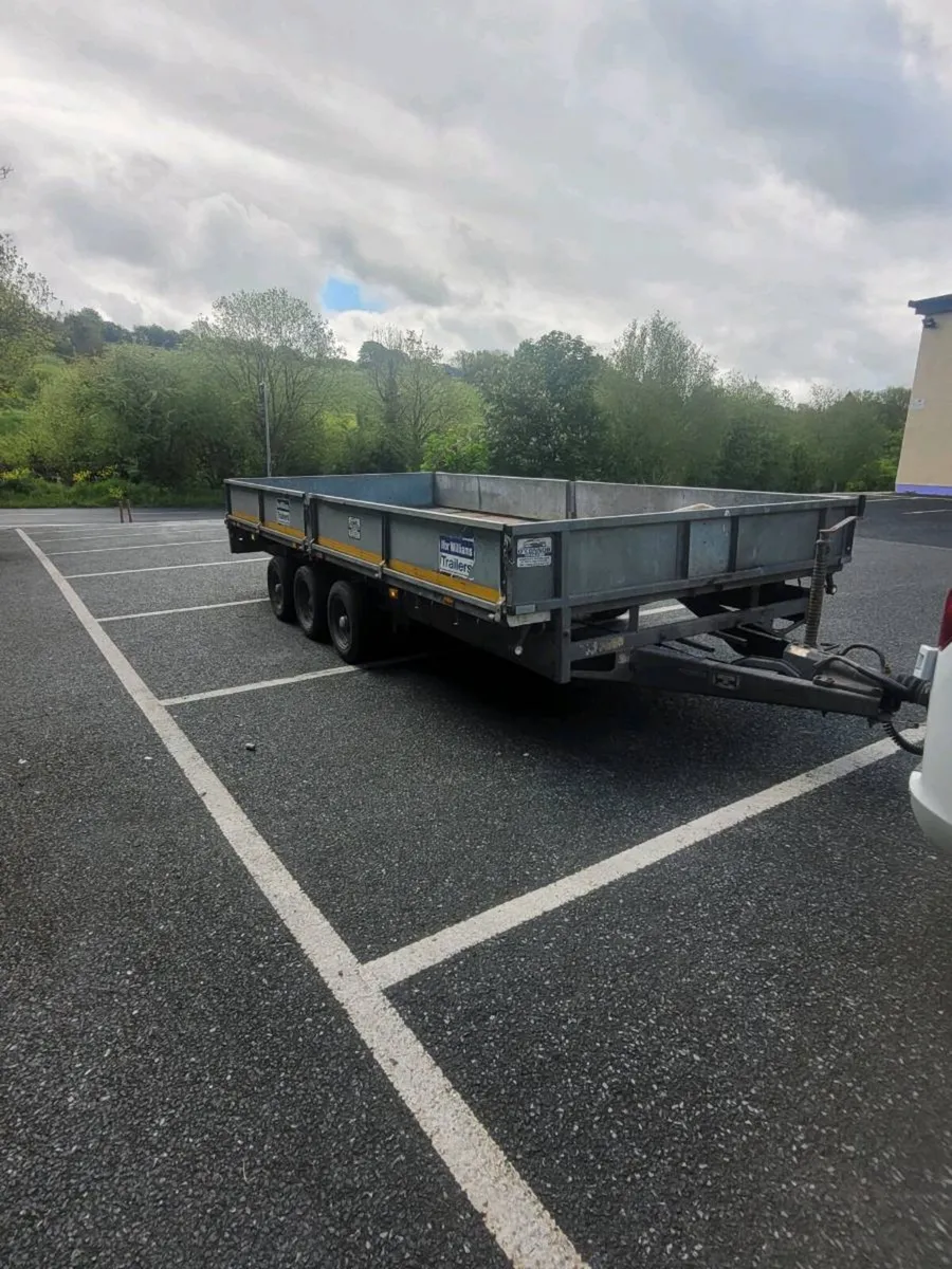 16x7'4 tri-axle trailer ifor Williams. - Image 1