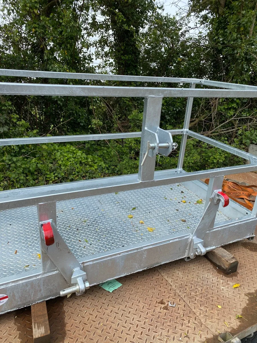 Safety cage/man basket - Image 2