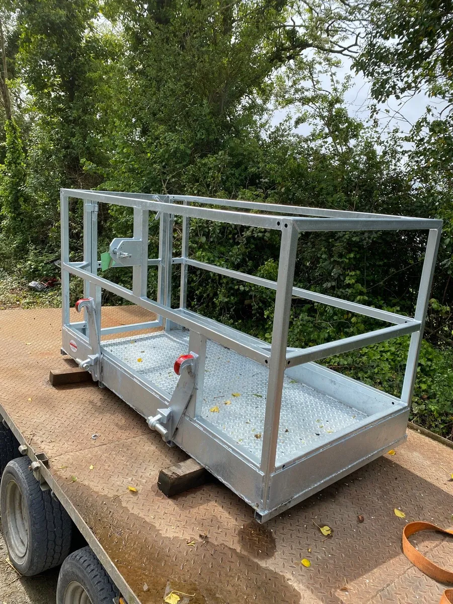 Safety cage/man basket - Image 1