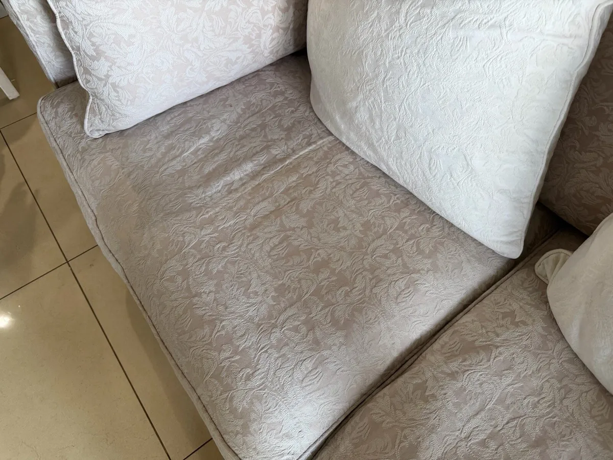 Sofa - Global Village - Image 4