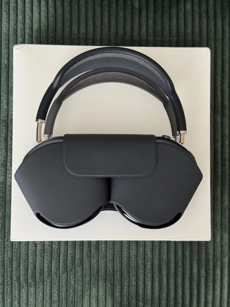 Apple AirPods Max 2  (2026 Model) - Image 1