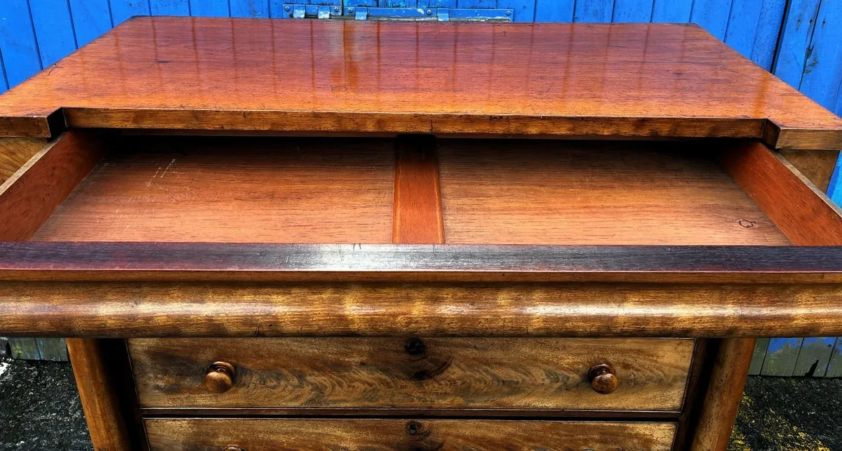 Large Scotch Chest - Image 2