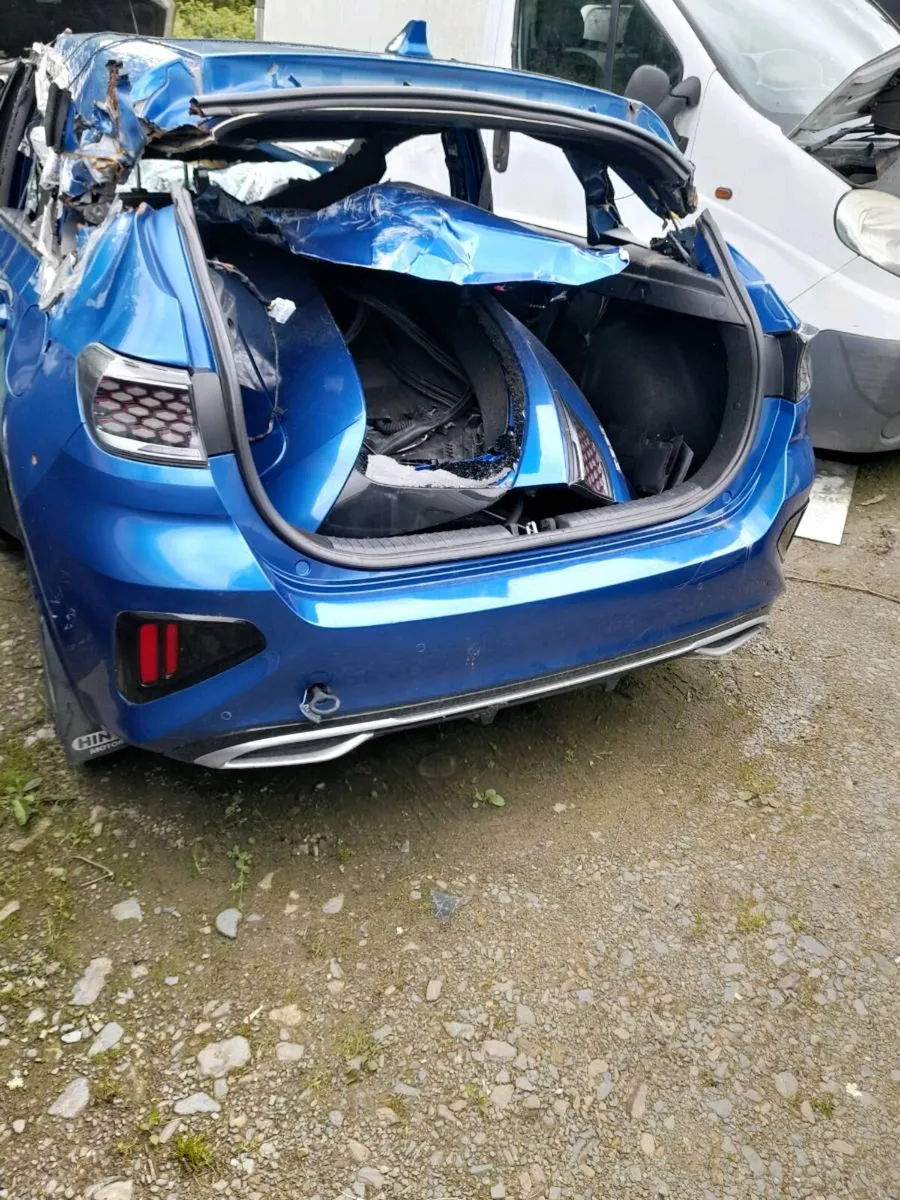 Kia ceed gtline 2023 - Image 2