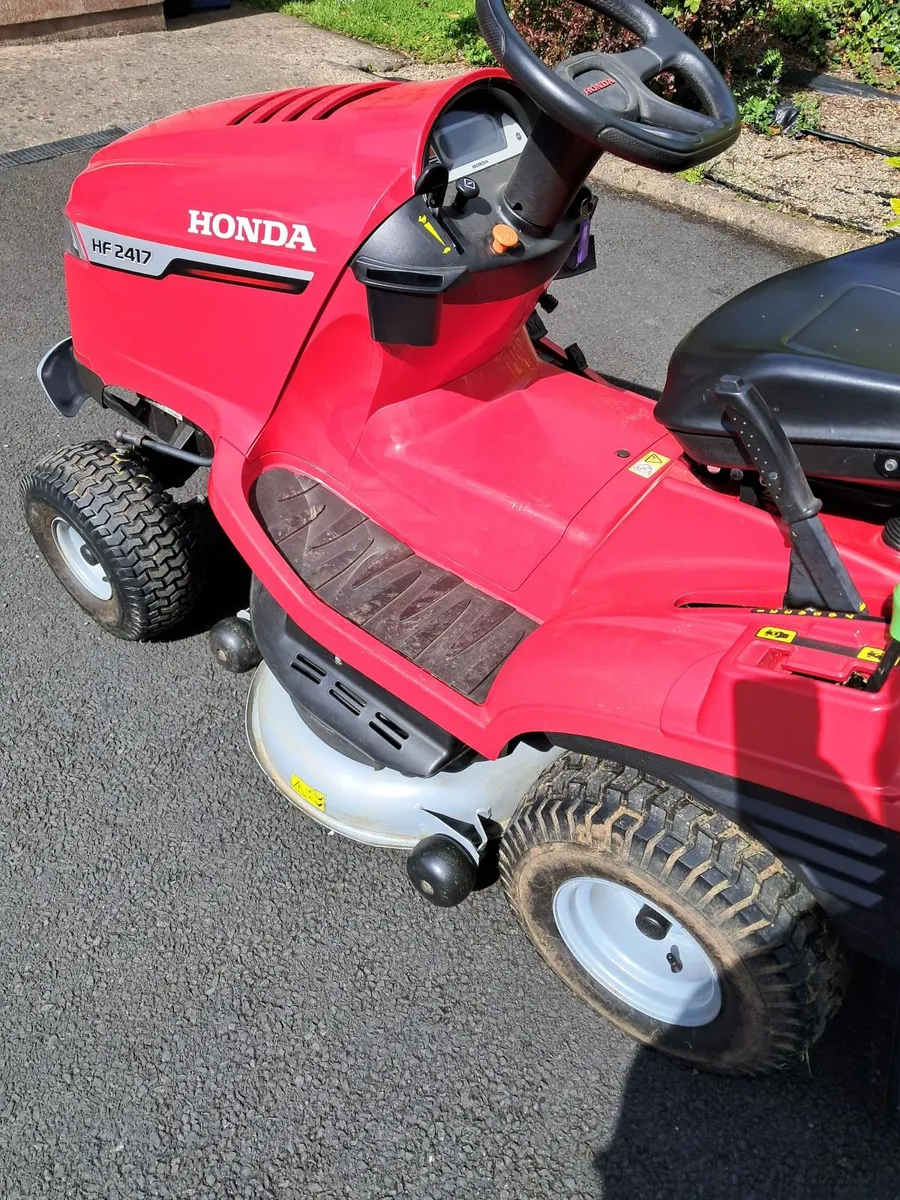 Ride on lawnmower - Image 4